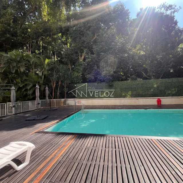 Apartamento em Lagoa