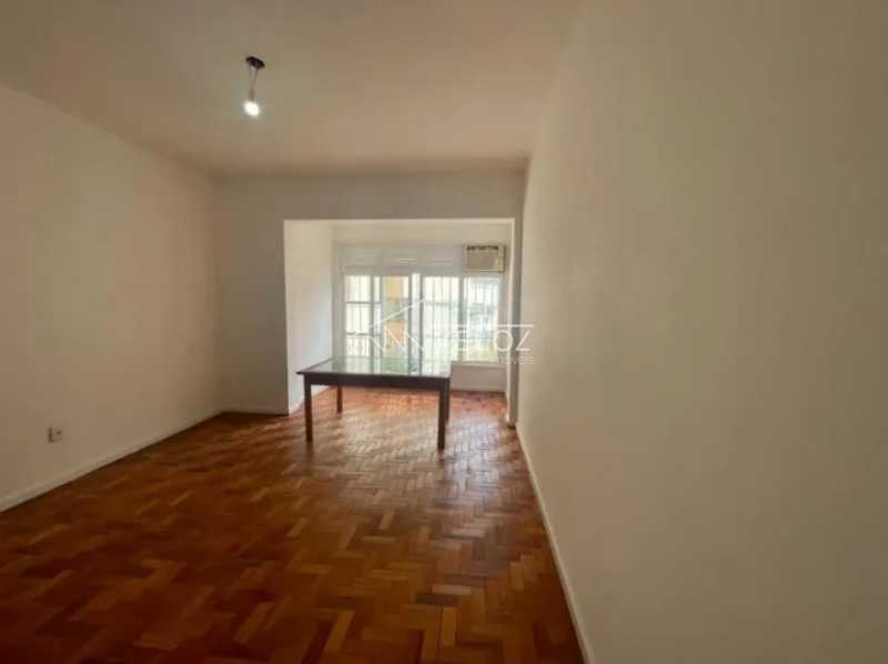 Apartamento em Lagoa