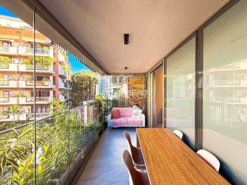 Apartamento em Leblon