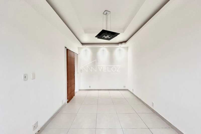 Apartamento em Leme