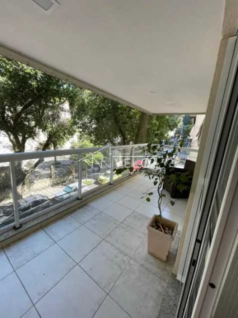 Apartamento em Laranjeiras