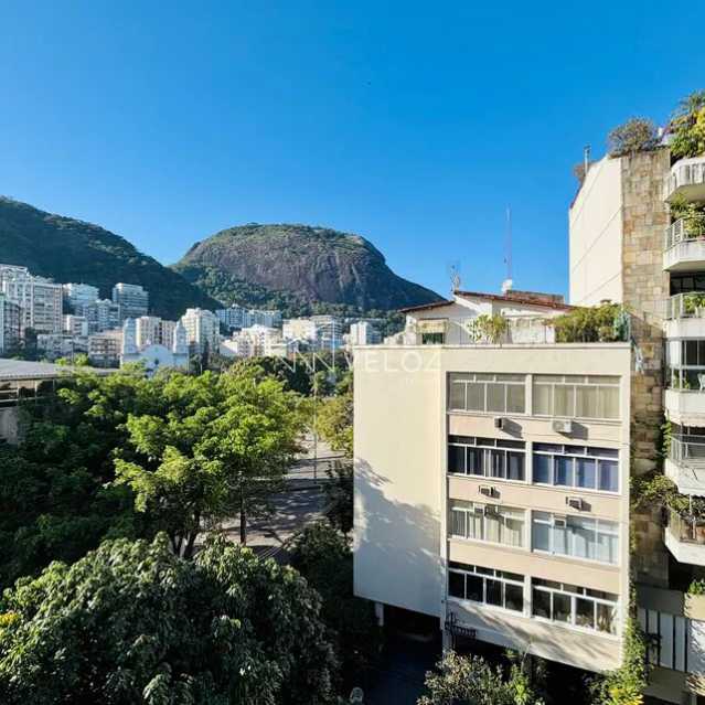 Apartamento em Lagoa