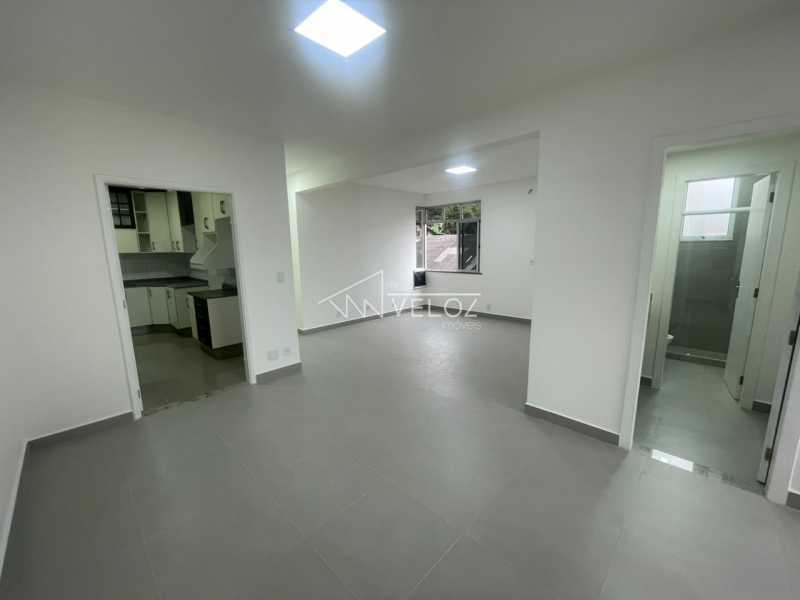 Apartamento em Glória