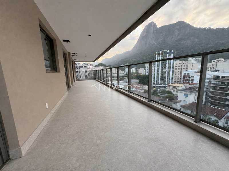 Apartamento em Humaitá
