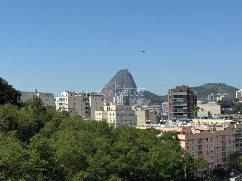 Apartamento em Laranjeiras