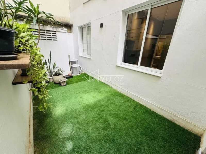 Apartamento com Área Privativa em Flamengo