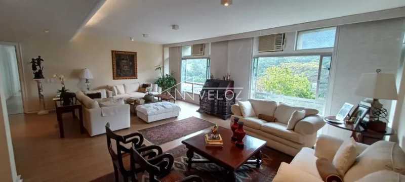 Apartamento em Lagoa