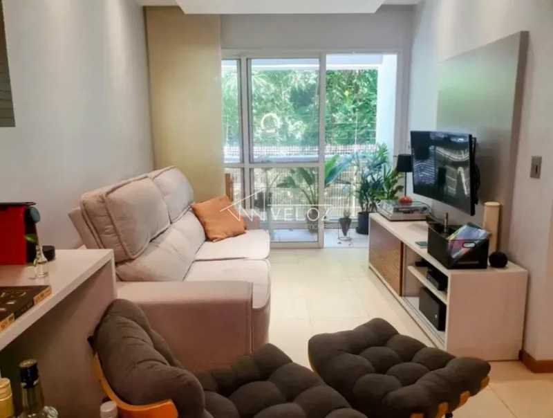 Apartamento em Humaitá