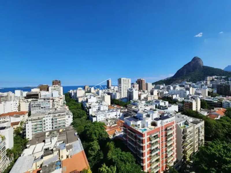 Apartamento em Leblon