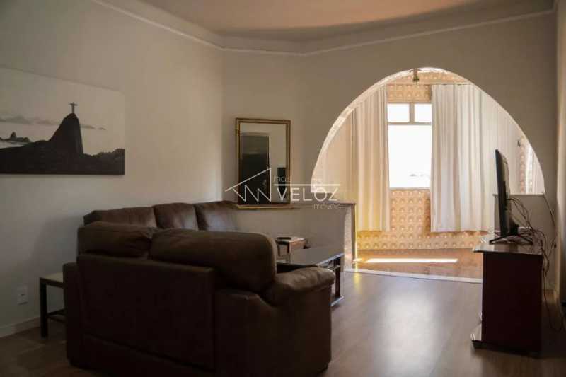 Apartamento em Glória
